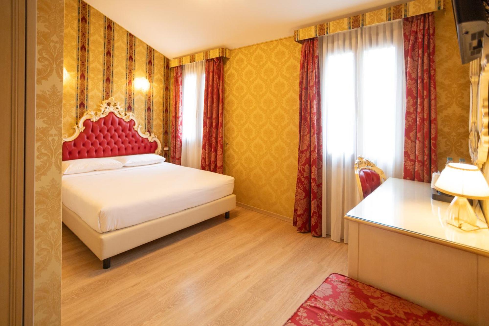 Duomo Boutique Hotel Chioggia Buitenkant foto