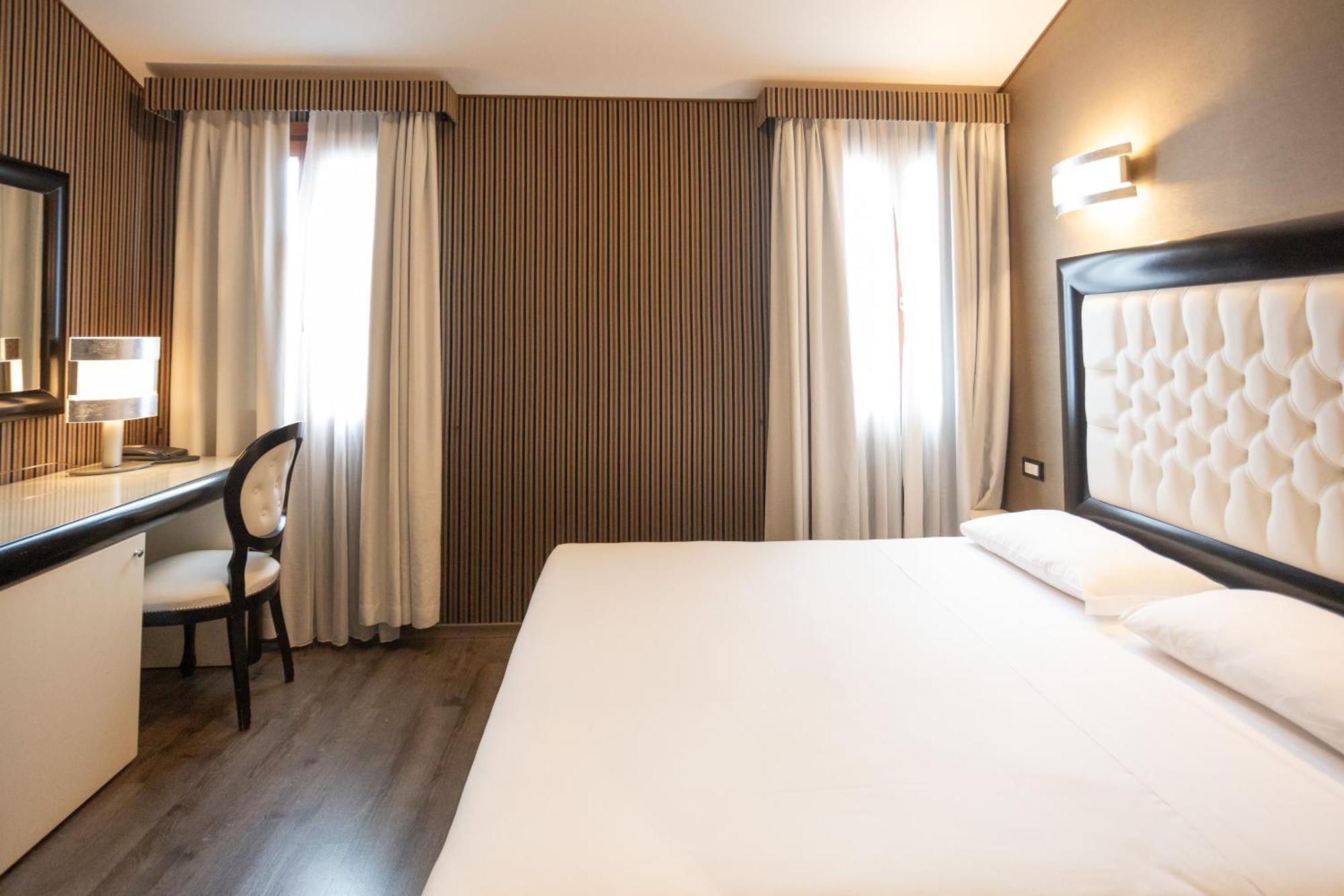 Duomo Boutique Hotel Chioggia Buitenkant foto